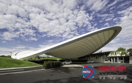 Graft建筑师设计的德国汽车停车坪