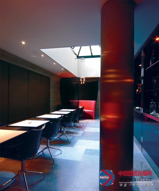 巴黎雪兹酒店设计 享有首都艾菲尔铁塔的绝佳景致