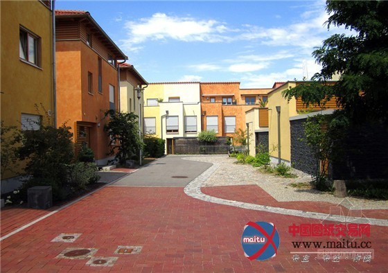 Atelier Dreiseitl设计的德国温南登Arkadie 小镇