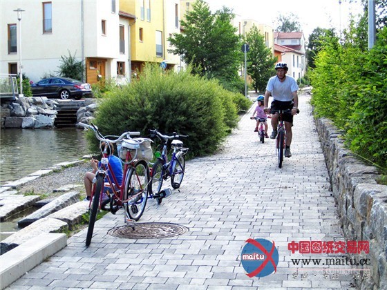 Atelier Dreiseitl设计的德国温南登Arkadie 小镇