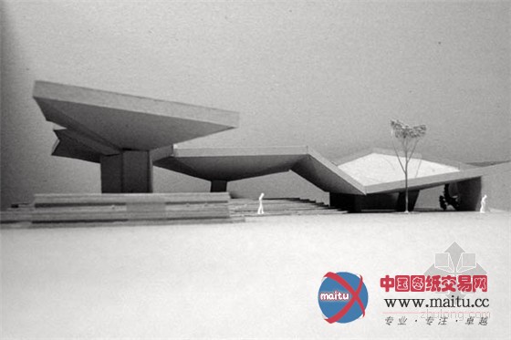 挪威Vøringsfossen高山与悬崖边的瀑布水景