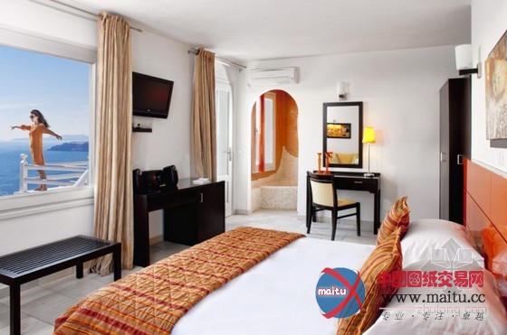 风景秀丽的希腊圣托里尼水上豪华套房酒店