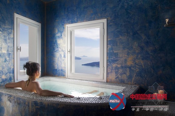 风景秀丽的希腊圣托里尼水上豪华套房酒店