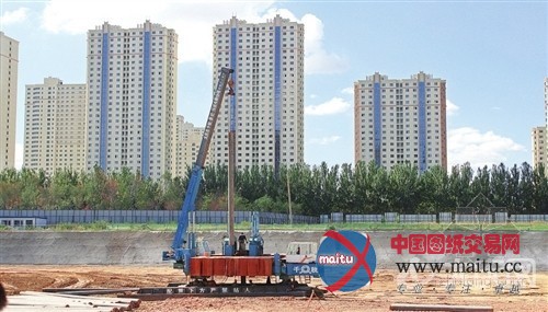 “龙江第一高”216米绿地金融双子大厦开始打桩