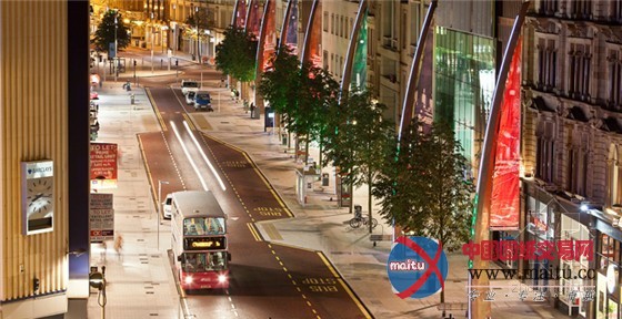 AECOM设计的北爱贝尔法斯特主街区