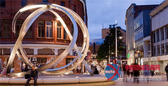 AECOM设计的北爱贝尔法斯特主街区