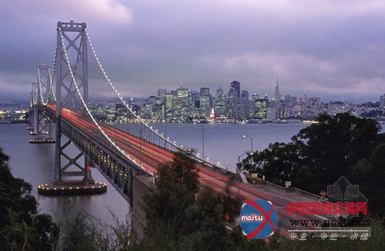 世界最大跨度自锚抗震悬索钢桥:可抗1500年内强震