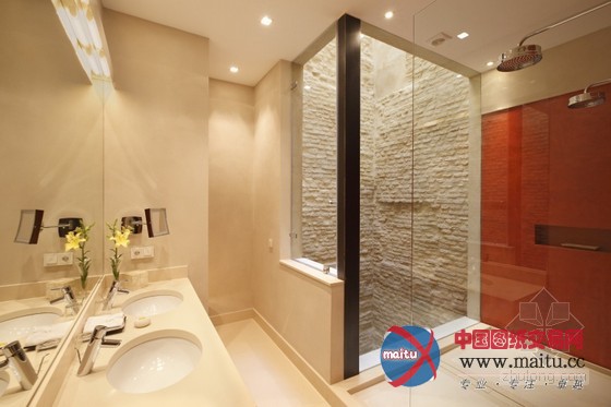 别样风情!西班牙塞维利亚科拉尔德尔雷伊酒店设计