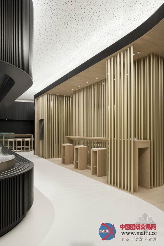 点线面的碰撞德国柏林TT餐厅设计