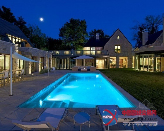 斯坦的纳维亚风格的加拿大别墅室内设计