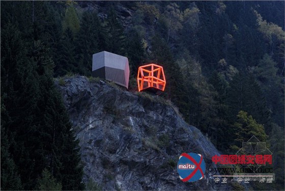 Werner Tscholl设计的意大利山谷双矿车观景台