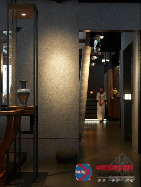 高雄鼎王麻辣锅餐厅设计 特色还具新意