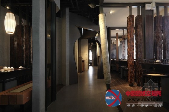 高雄鼎王麻辣锅餐厅设计 特色还具新意