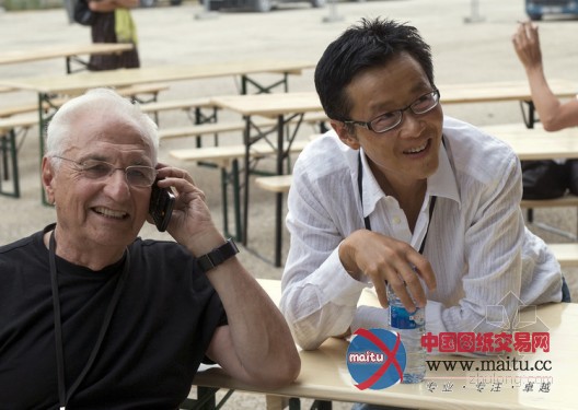 弗兰克·盖里:感受建筑的世俗之美