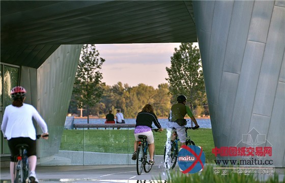 加拿大多伦多Sherbourne Common社区公园