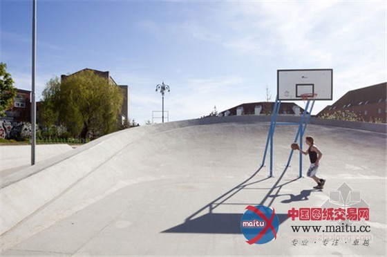 丹麦哥本哈根彩色艺术城市公园