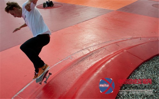 丹麦哥本哈根彩色艺术城市公园