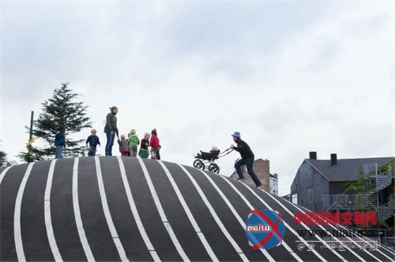 丹麦哥本哈根彩色艺术城市公园