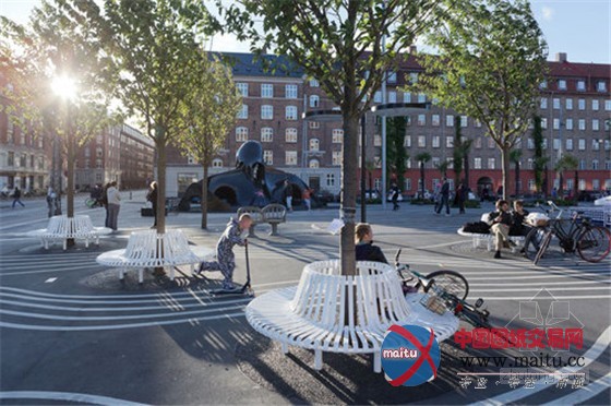 丹麦哥本哈根彩色艺术城市公园