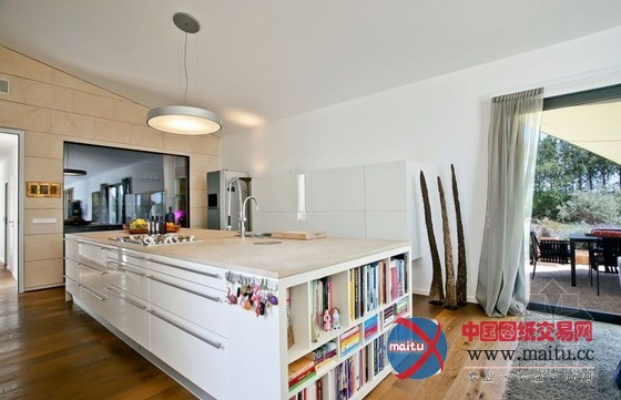 西班牙地中海风格豪华度假别墅设计