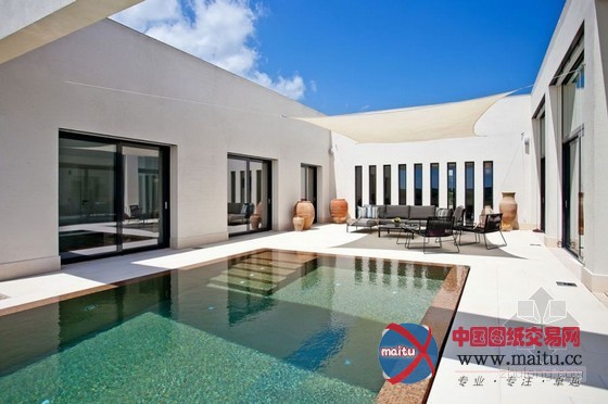 西班牙地中海风格豪华度假别墅设计