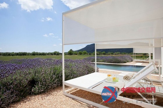 西班牙地中海风格豪华度假别墅设计