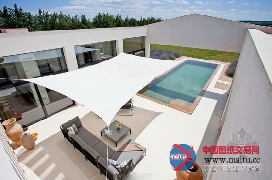 西班牙地中海风格豪华度假别墅设计