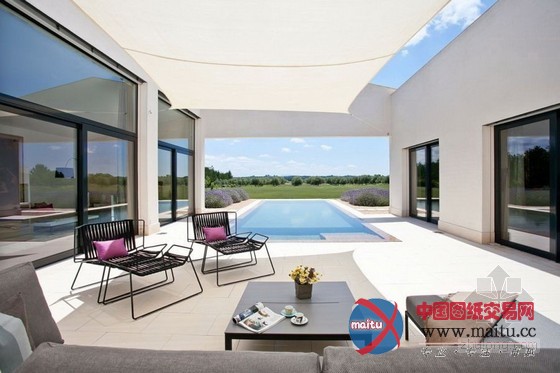 西班牙地中海风格豪华度假别墅设计