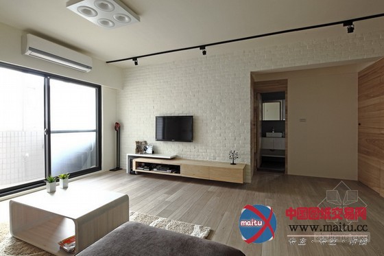 台湾北部陈公馆简洁公寓设计