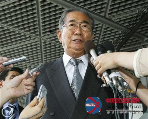 项峥:李嘉诚抛售楼市的经济信号