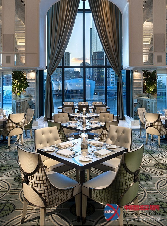 极少见的墨尔本的Crown Towers酒吧餐厅设计