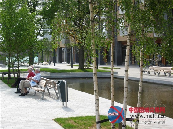 ������˹�յ���RoombeekСϪ