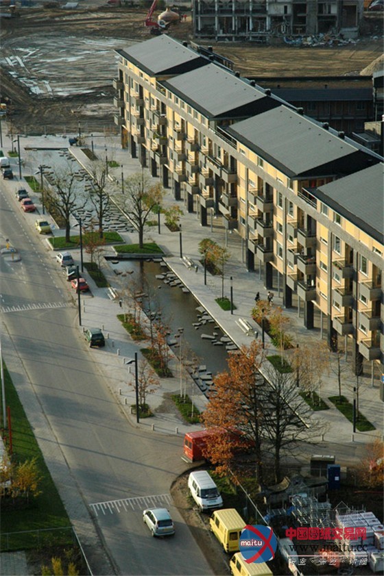 ������˹�յ���RoombeekСϪ