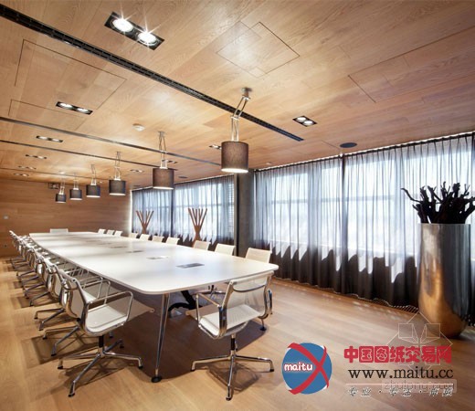 极具现代气息的办公室设计