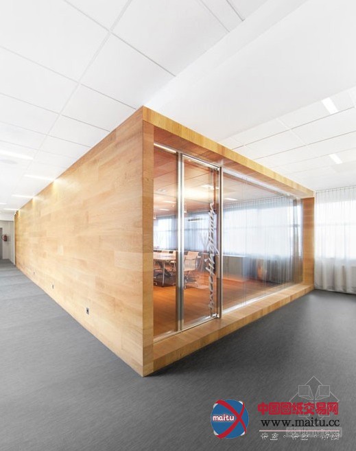 极具现代气息的办公室设计