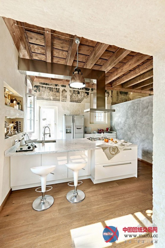 旧公寓改造设计 现代与传统碰撞的火花