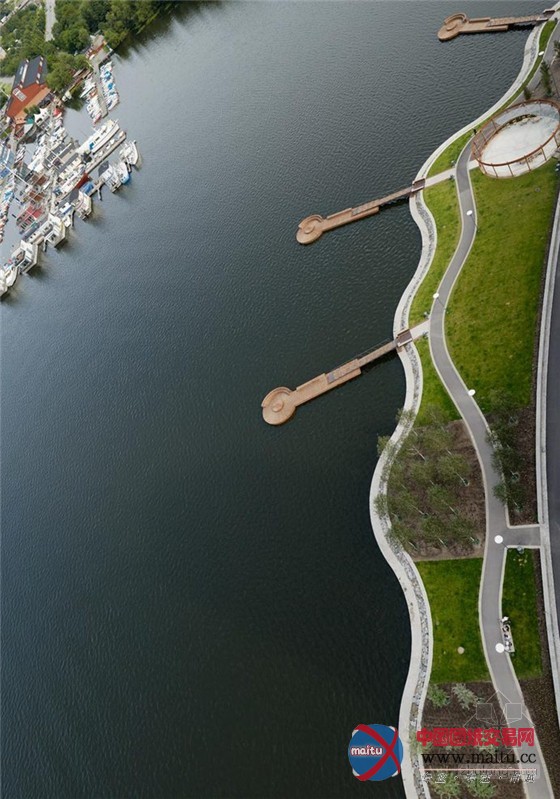 ˹�¸��Ħˮ����԰