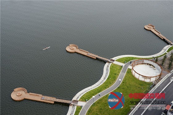 ˹�¸��Ħˮ����԰