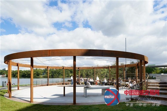 ˹�¸��Ħˮ����԰