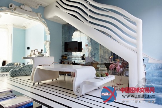 优雅的淡蓝色住宅 十分的特别