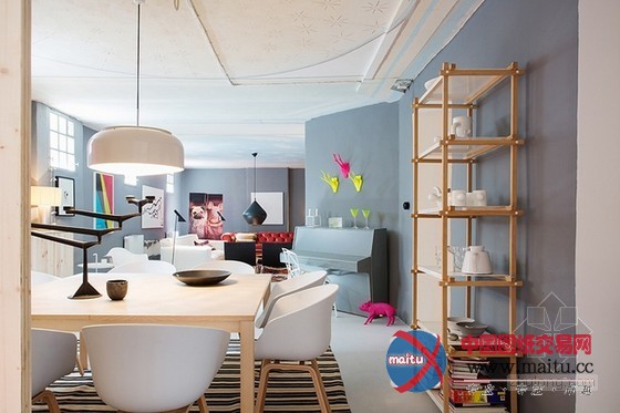 色彩混搭的摩登公寓设计 简约舒适