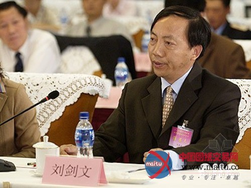 专家称遗产税应500万起征 改善投资环境留住国民