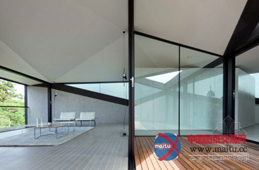 斜坡屋顶住宅设计 感受三角形的魅力