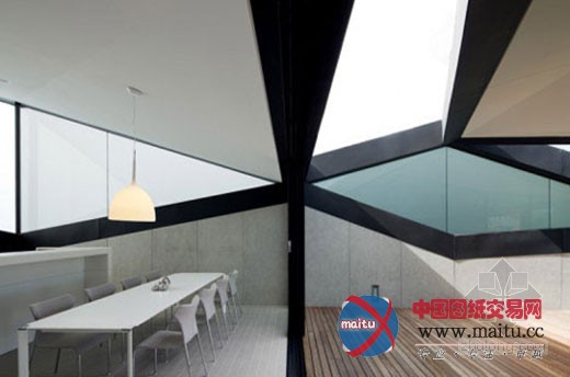 斜坡屋顶住宅设计 感受三角形的魅力