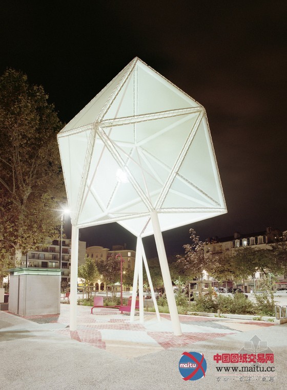 AWP设计的法国圣艾蒂安城市休闲广场