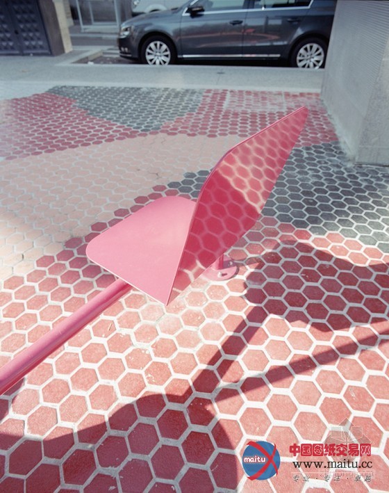 AWP设计的法国圣艾蒂安城市休闲广场