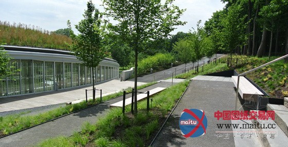 HMWhite设计的纽约布鲁克林植物园游客中心