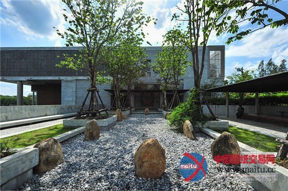 XSiTE设计的泰国曼谷Indapanno佛学档案馆