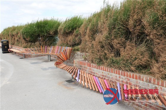 英国西萨塞克斯利特尔最长的长凳