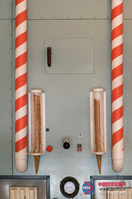 西班牙清新冰淇淋店设计 异想天开的幻想